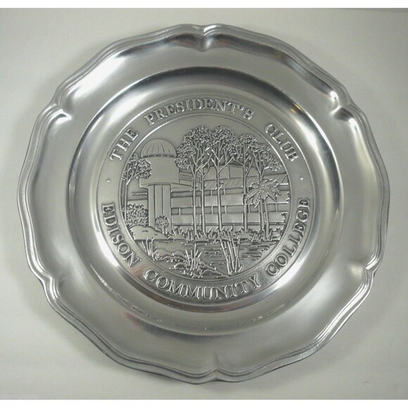 Wilton Armetale Other - Wilton Armetale President's Club Edison Community College 14" Queen Anne Plaque